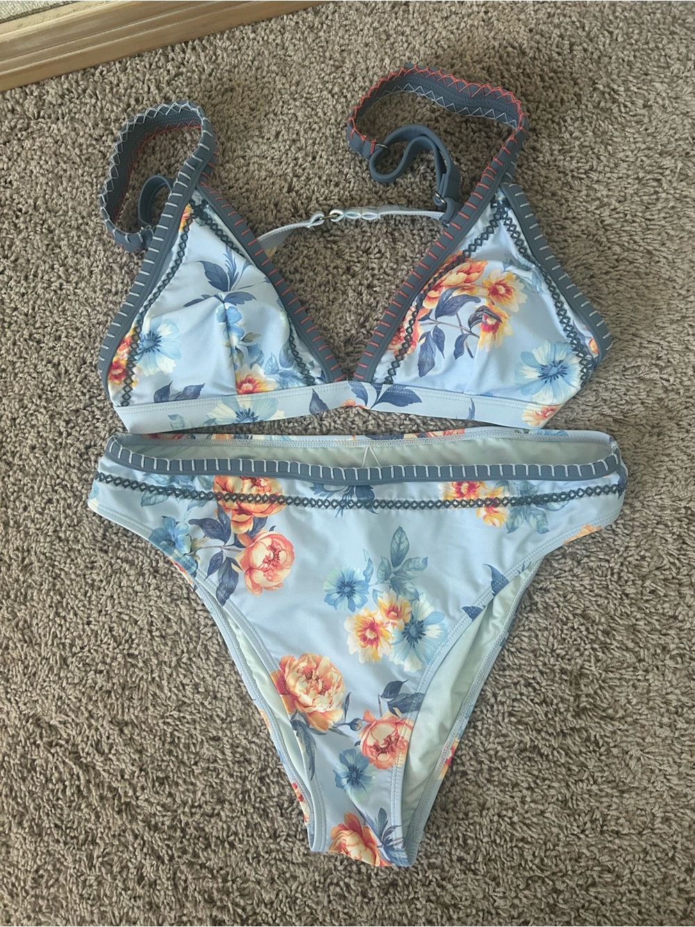 CUPSHE 2 pc Light Blue Floral Bikini* Large*NEW! So cute and comfy!